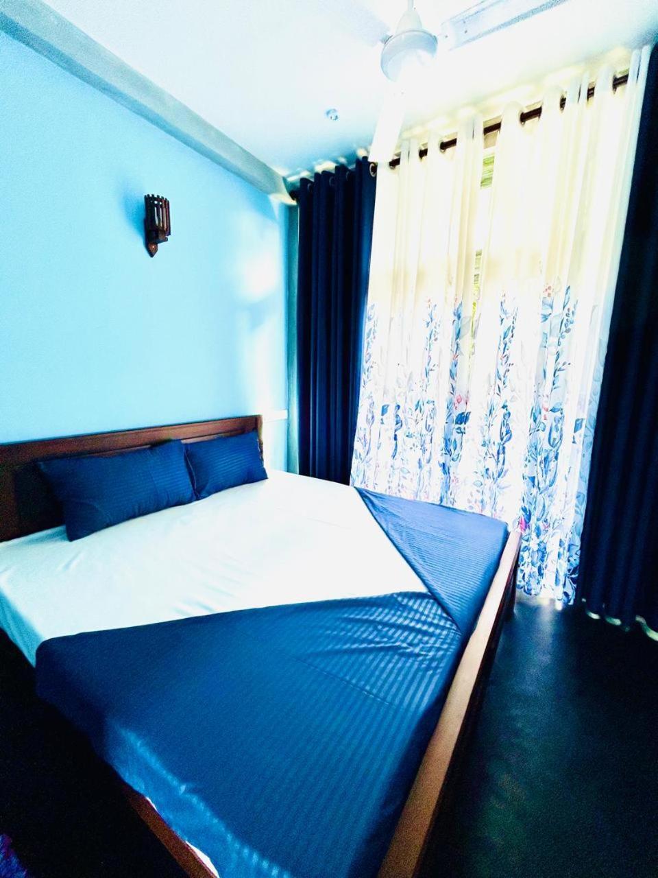 Oynise Beach Cabin Galle Habitación foto